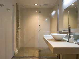 2012-05-04 Cecuko C Interior edits - Glen Claydon Photography